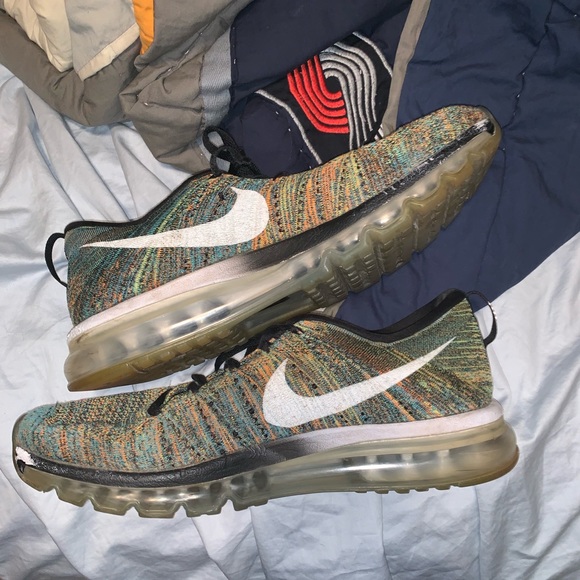 Nike Airmax Flyknit Trainer Multicolor - Picture 2 of 2